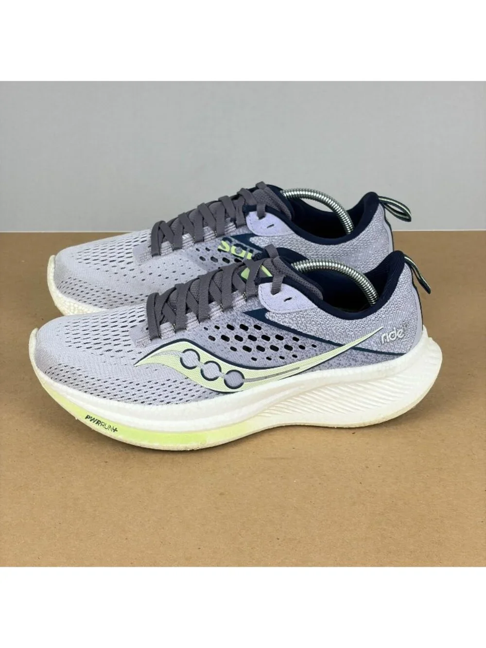 Saucony Ride 17 Athletic Running Shoes Womens 8.5 Purple Green Breathable